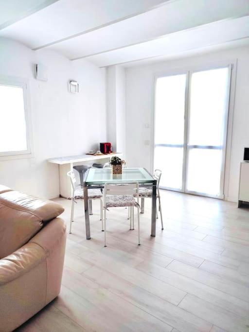 Ambroeus Apartmens Casa Spaziosa In Centro Paese Inzago Εξωτερικό φωτογραφία